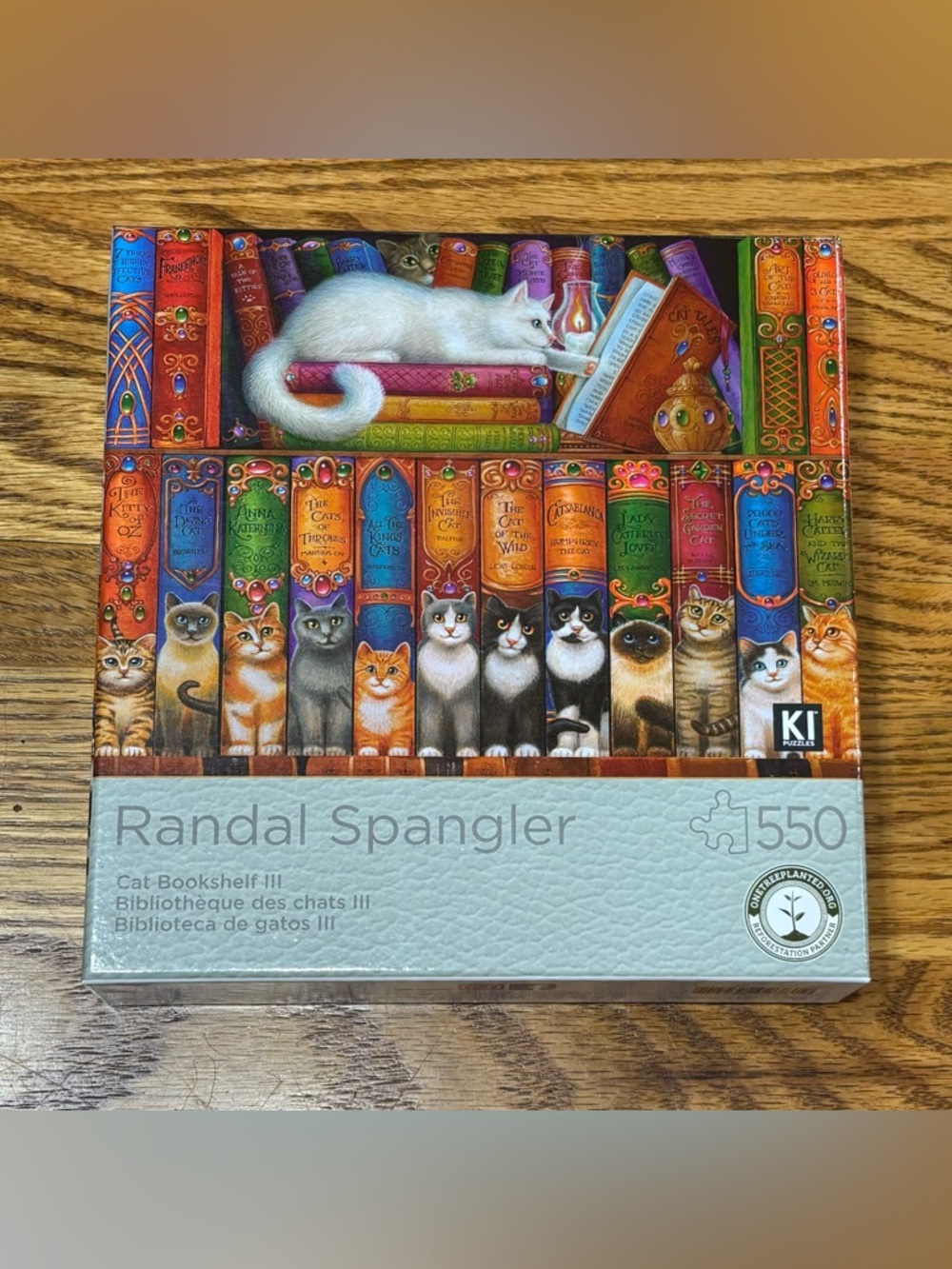 Cat Bookshelf III Jigsaw Puzzle - 550 Pieces